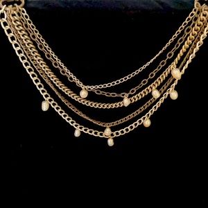 Stella and Dot Drape Silver and Pearl necklace